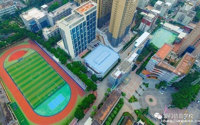 校园全景